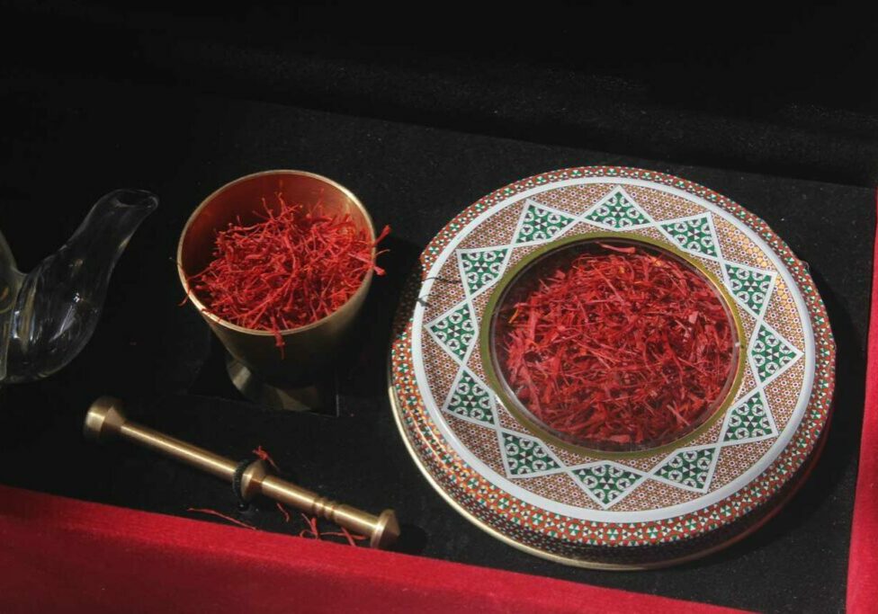 10-Incredible-Saffron-Benefits-For-Your-Mind-+-Body