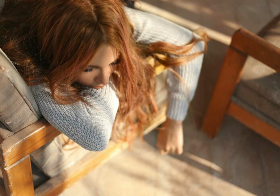 Epstein-Barr-Virus-(Ebv)--The-Top-Symptoms-Of-This-Insidious-Autoimmune-Infection-+-What-You-Can-Do-To-Start-Healing